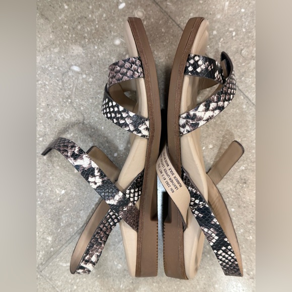 Abeo Kai sandals size 7.5 like new - Picture 2 of 7